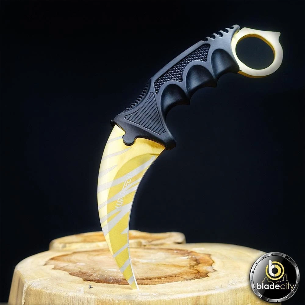 Blade City All Knives 7.5" Video Game Inspired Tiger Tooth Karambit 3 Blade City All Knives 7.5" Video Game Inspired Tiger Tooth Karambit