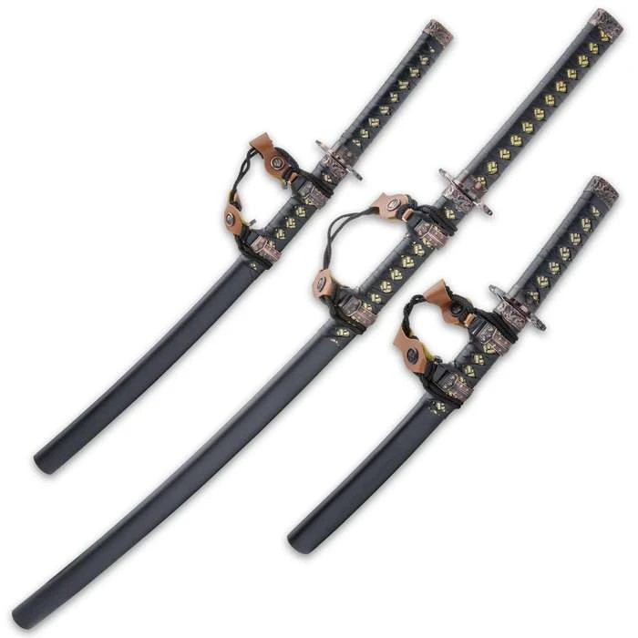 Blade City Kojiro Night Watch Three-Piece Sword Set And Display Stand 4 Blade City Kojiro Night Watch Three-Piece Sword Set And Display Stand